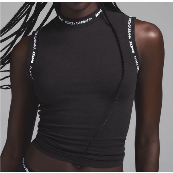 NWT SKIMS X DOLCE & GABBANA COTTON JERSEY MOCK NECK TANK
ONYX M - Picture 2 of 2